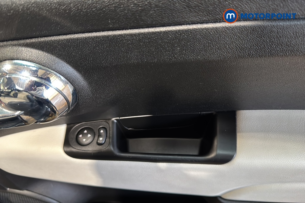 Fiat 500 Dolcevita Manual Petrol Hatchback - Stock Number (1645159) - 19th supplementary image