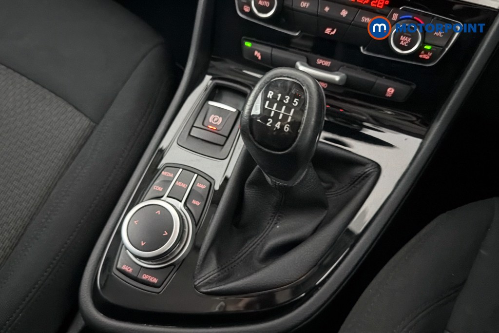 BMW 2 Series SE Manual Petrol Estate - Stock Number (1645310) - 15th supplementary image