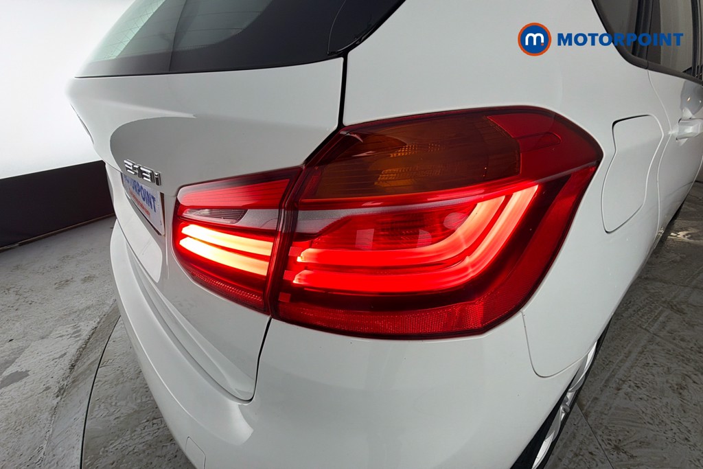 BMW 2 Series SE Manual Petrol Estate - Stock Number (1645310) - 38th supplementary image