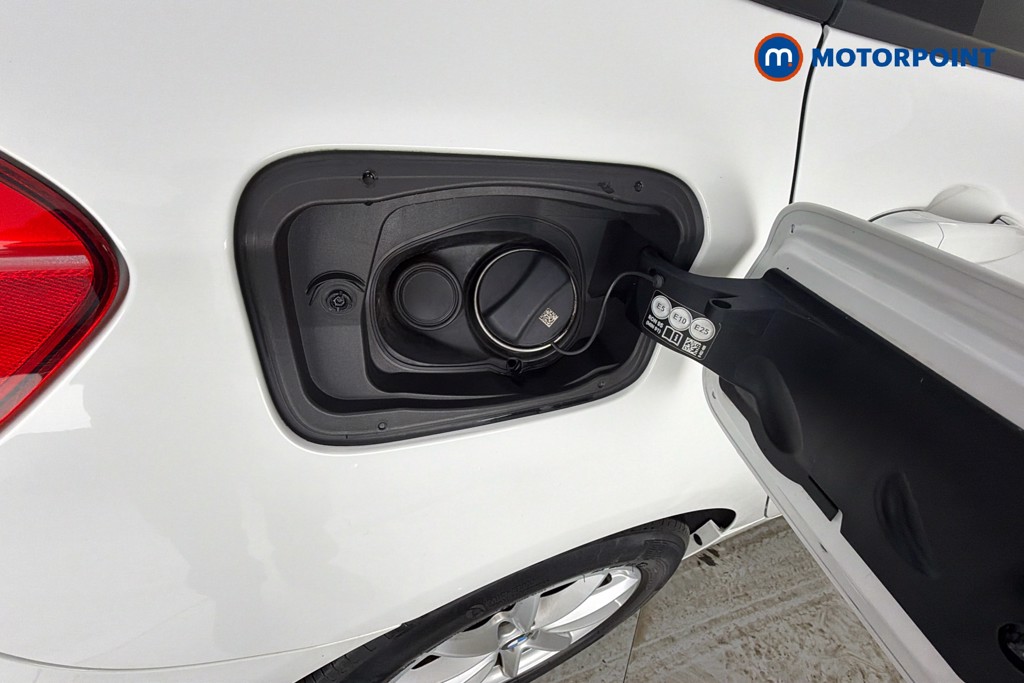 BMW 2 Series SE Manual Petrol Estate - Stock Number (1645310) - 41st supplementary image