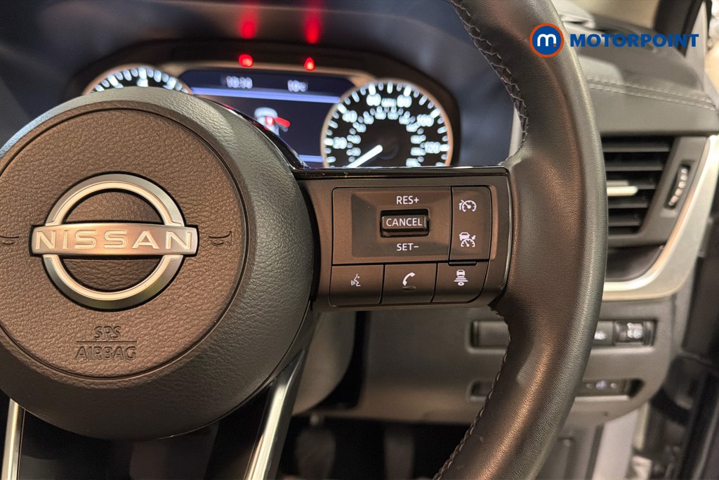 Nissan Qashqai Acenta Premium Manual Petrol SUV - Stock Number (1645899) - 4th supplementary image