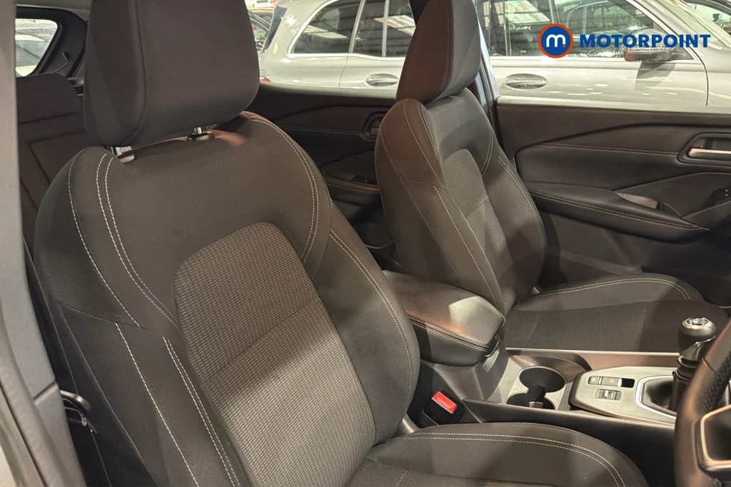 Nissan Qashqai Acenta Premium Manual Petrol SUV - Stock Number (1645899) - 22nd supplementary image