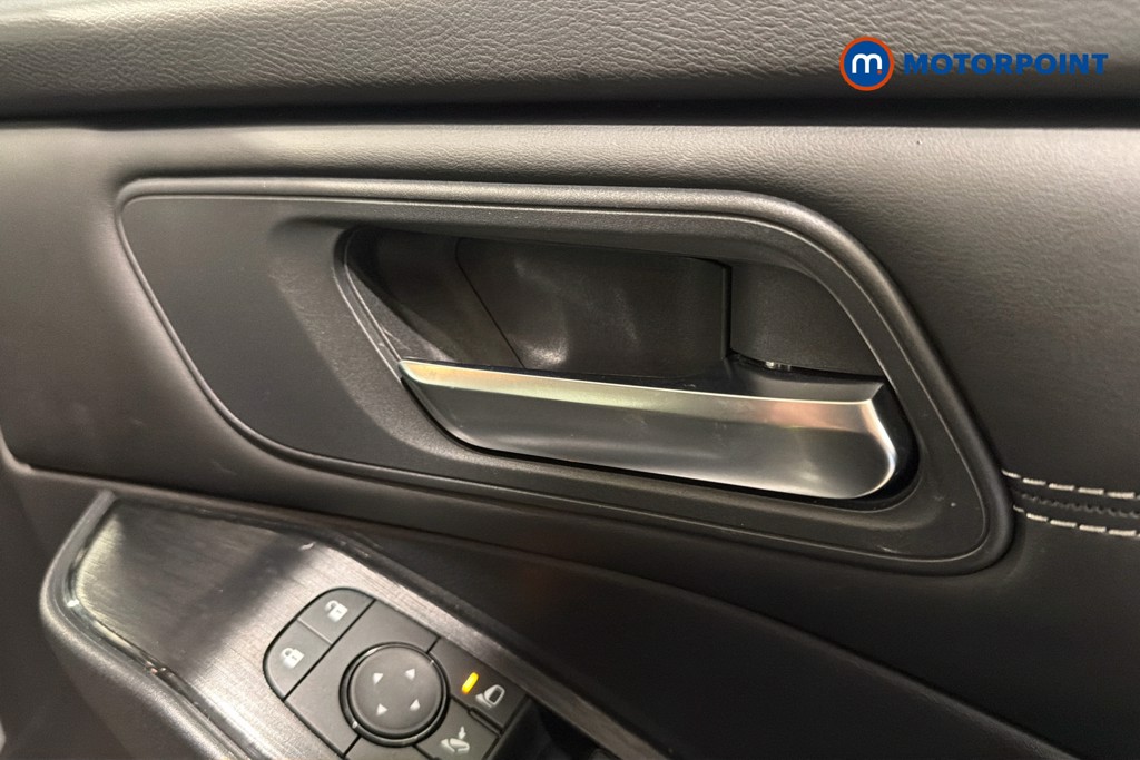 Nissan Qashqai Acenta Premium Manual Petrol SUV - Stock Number (1645899) - 42nd supplementary image