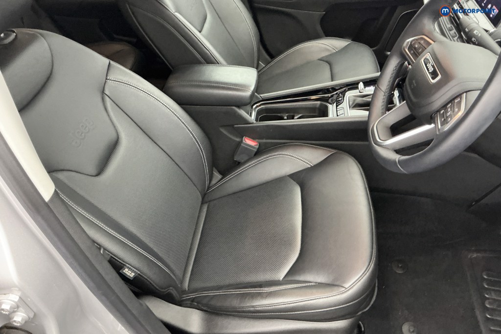 Jeep Compass S Model Automatic Petrol Plug-In Hybrid SUV - Stock Number (1645950) - 5th supplementary image
