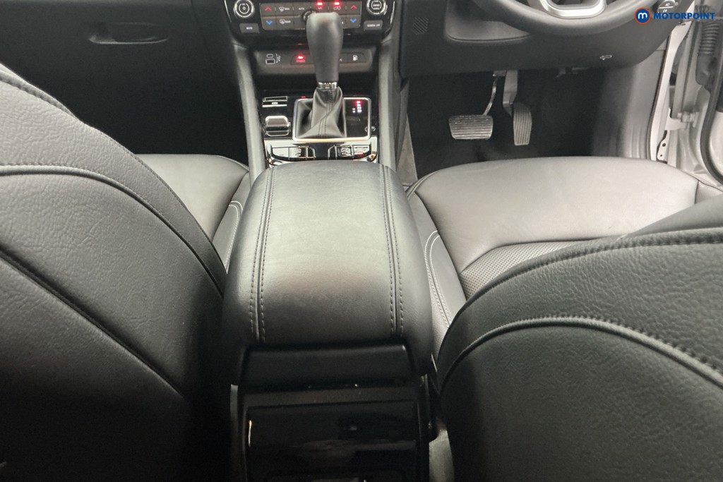 Jeep Compass S Model Automatic Petrol Plug-In Hybrid SUV - Stock Number (1645950) - 9th supplementary image