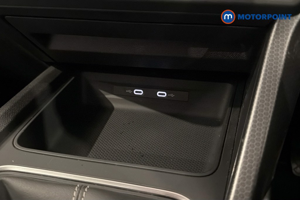 Seat Leon SE Manual Diesel Hatchback - Stock Number (1646002) - 17th supplementary image