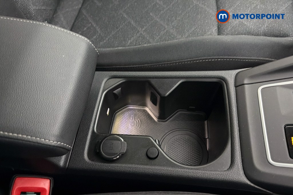 Volkswagen Golf Life Automatic Petrol Estate - Stock Number (1646162) - 16th supplementary image