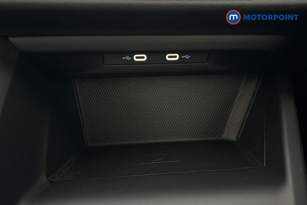 Volkswagen Golf Life Automatic Petrol Estate - Stock Number (1646162) - 17th supplementary image