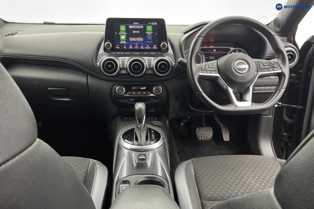 Nissan Juke N-Connecta Automatic Petrol-Electric Hybrid SUV - Stock Number (1646724) - 12th supplementary image