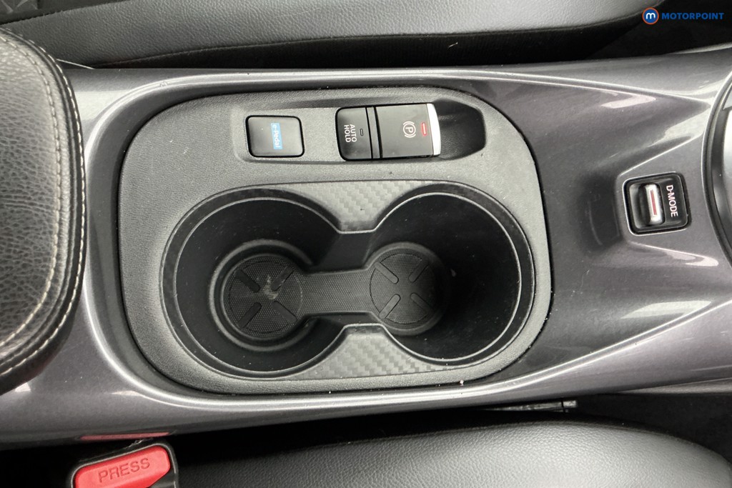 Nissan Juke N-Connecta Automatic Petrol-Electric Hybrid SUV - Stock Number (1646724) - 13th supplementary image