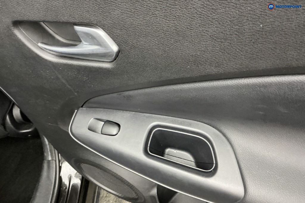 Nissan Juke N-Connecta Automatic Petrol-Electric Hybrid SUV - Stock Number (1646724) - 26th supplementary image