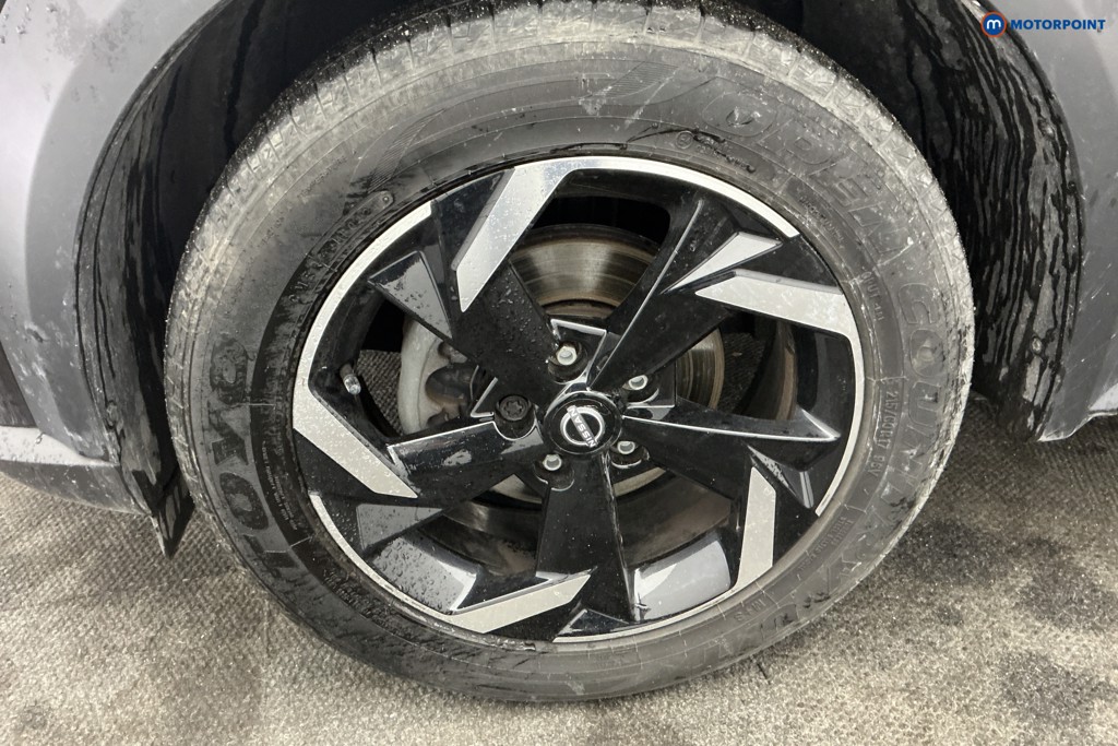 Nissan Juke N-Connecta Automatic Petrol-Electric Hybrid SUV - Stock Number (1646724) - 34th supplementary image