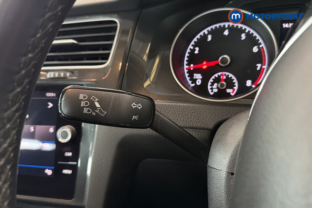Volkswagen Golf SE Manual Petrol Hatchback - Stock Number (1646940) - 5th supplementary image