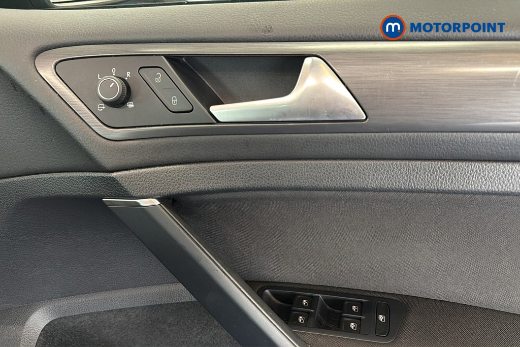 Volkswagen Golf SE Manual Petrol Hatchback - Stock Number (1646940) - 19th supplementary image
