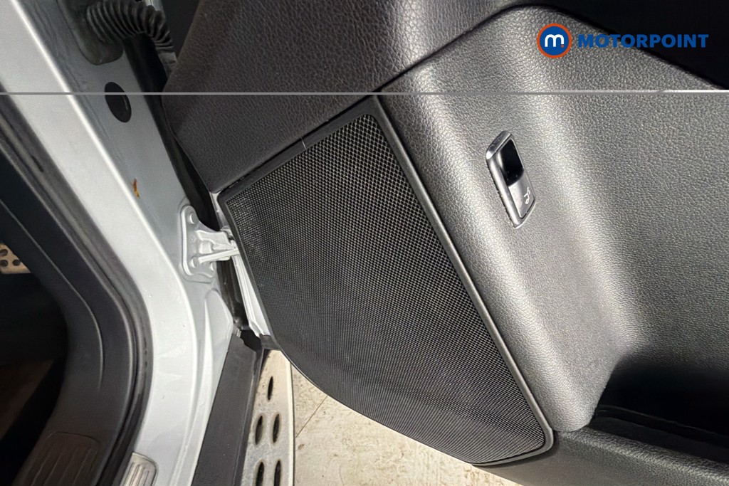 Mercedes-Benz GLE Night Edition Automatic Diesel SUV - Stock Number (1647218) - 21st supplementary image