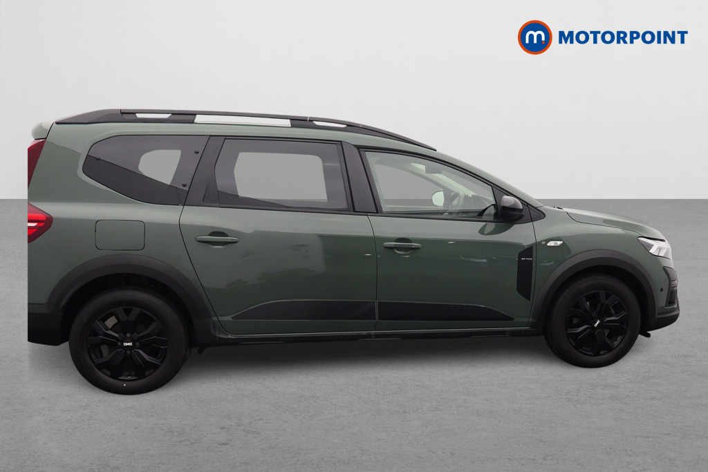 Dacia Jogger Extreme Se Manual Petrol People Carrier - Stock Number (1647340) - Drivers side