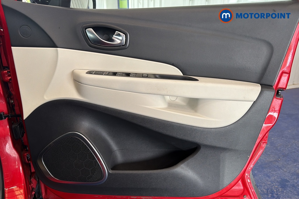 Renault Captur Gt Line Manual Petrol SUV - Stock Number (1647607) - 18th supplementary image
