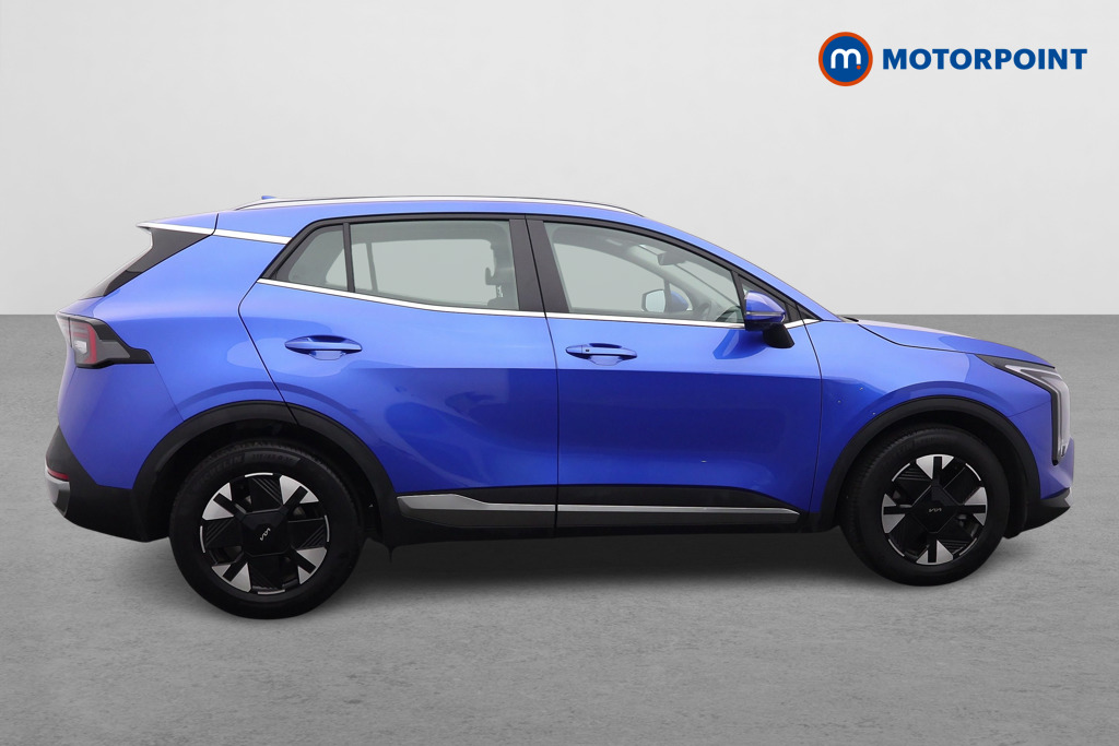 KIA Sportage Pure Manual Petrol SUV - Stock Number (1647679) - Drivers side