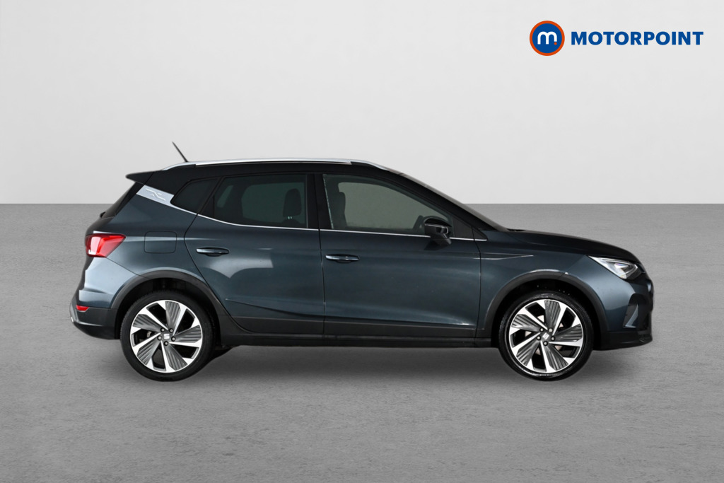 Seat Arona Fr Sport Manual Petrol SUV - Stock Number (1647789) - Drivers side