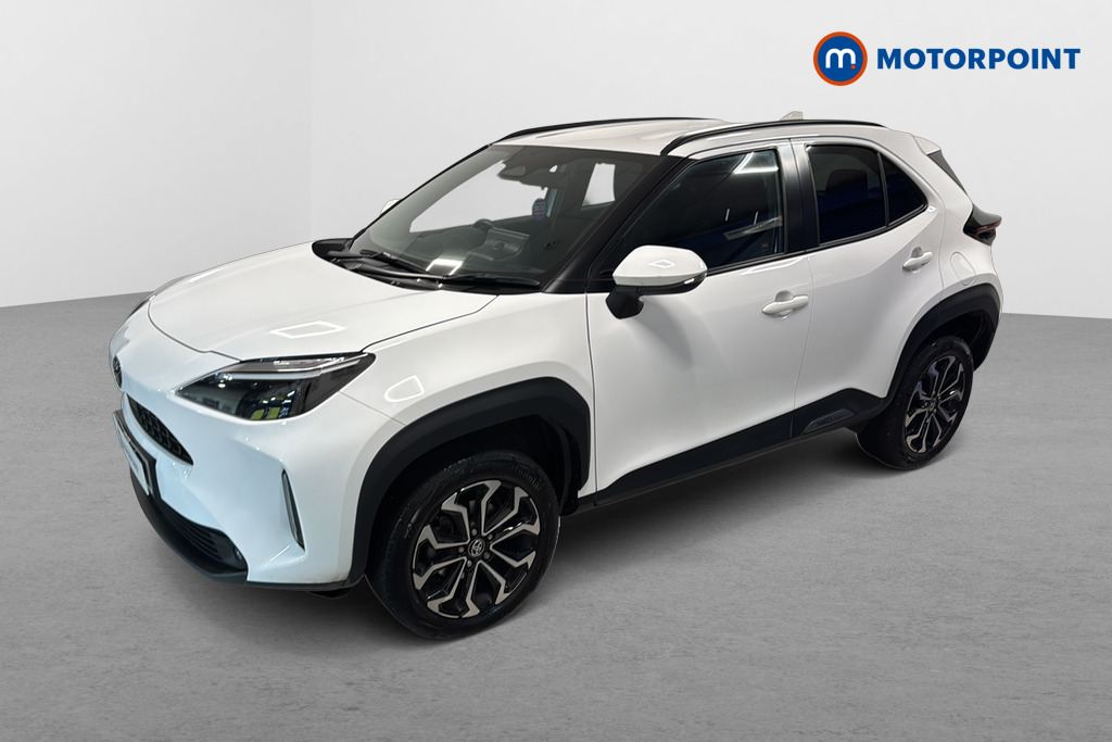 Toyota Yaris Cross Design Automatic Petrol-Electric Hybrid Estate - Stock Number (1647804) - Passenger side front corner