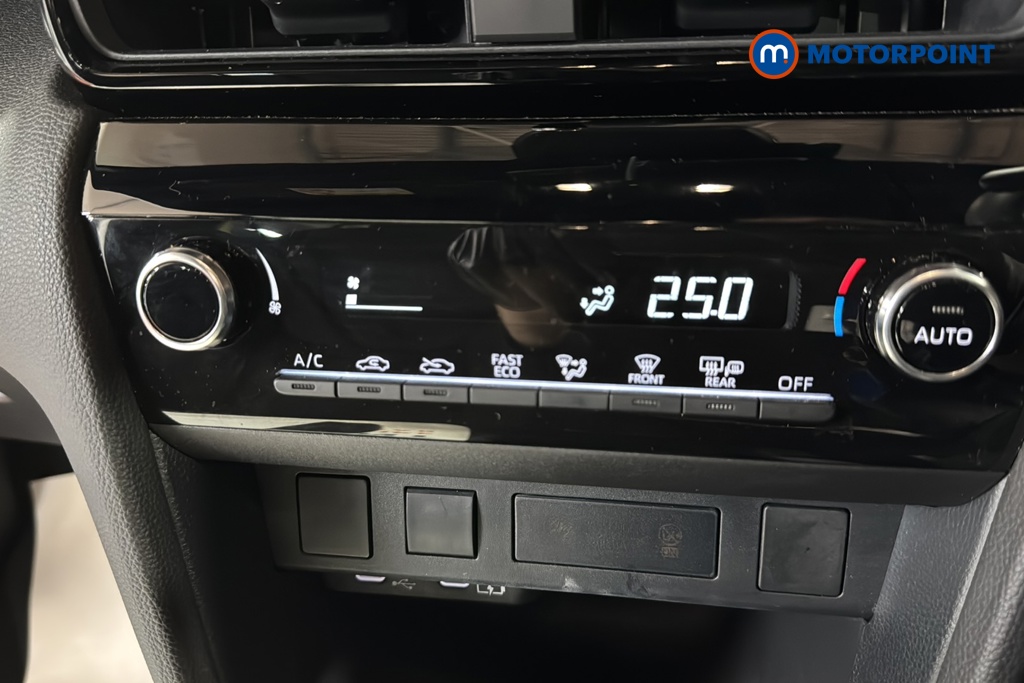 Toyota Yaris Cross Design Automatic Petrol-Electric Hybrid Estate - Stock Number (1647804) - 12th supplementary image