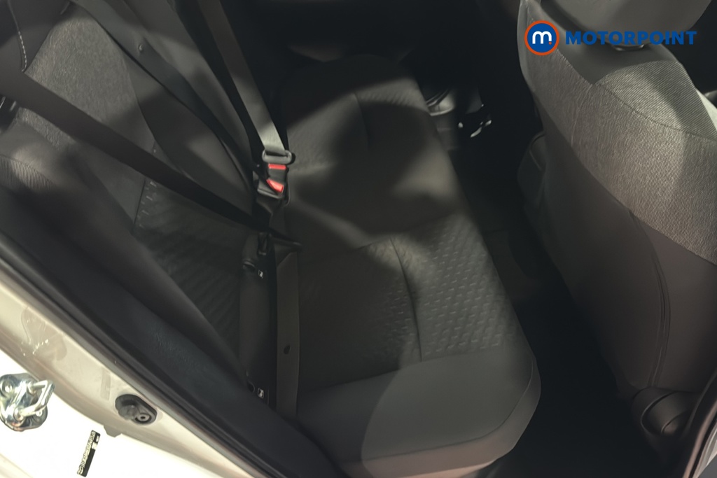 Toyota Yaris Cross Design Automatic Petrol-Electric Hybrid Estate - Stock Number (1647804) - 25th supplementary image