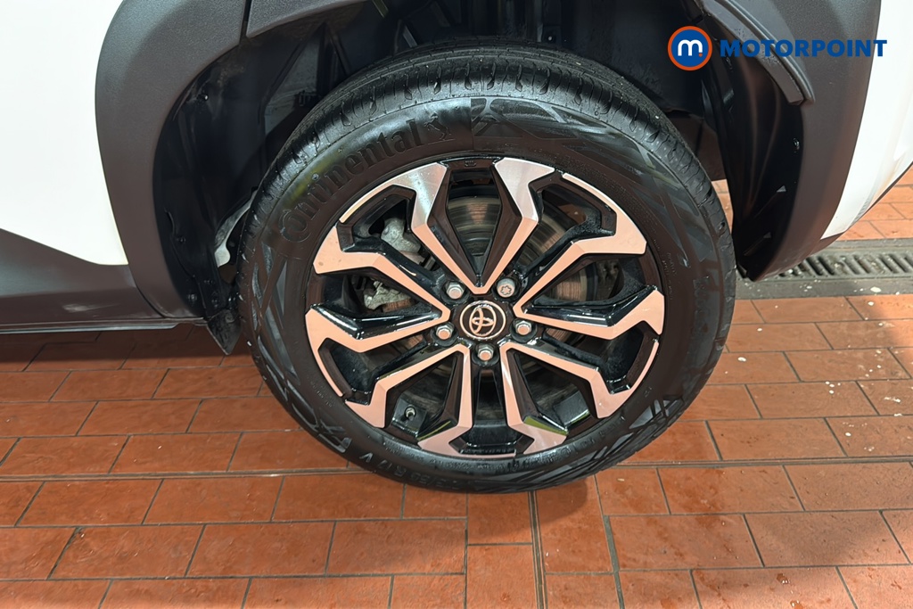 Toyota Yaris Cross Design Automatic Petrol-Electric Hybrid Estate - Stock Number (1647804) - 45th supplementary image