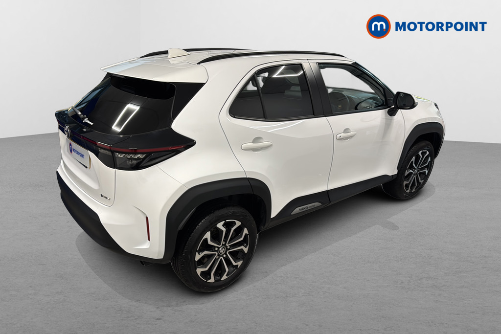 Toyota Yaris Cross Design Automatic Petrol-Electric Hybrid Estate - Stock Number (1647804) - Passenger side rear corner