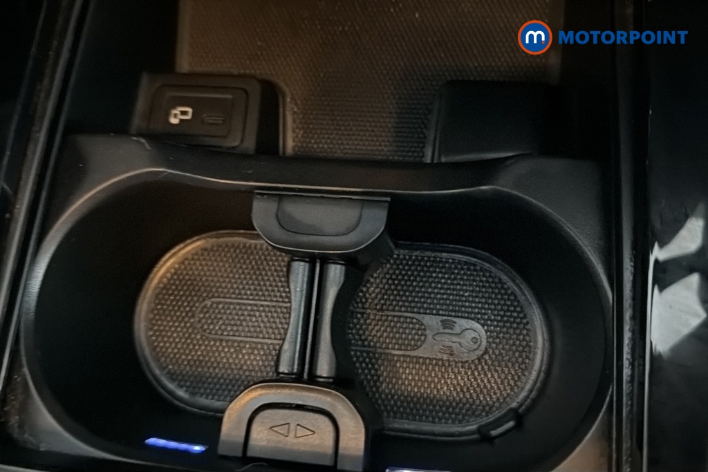 Mercedes-Benz CLA Amg Line Automatic Petrol Plug-In Hybrid Estate - Stock Number (1648631) - 16th supplementary image