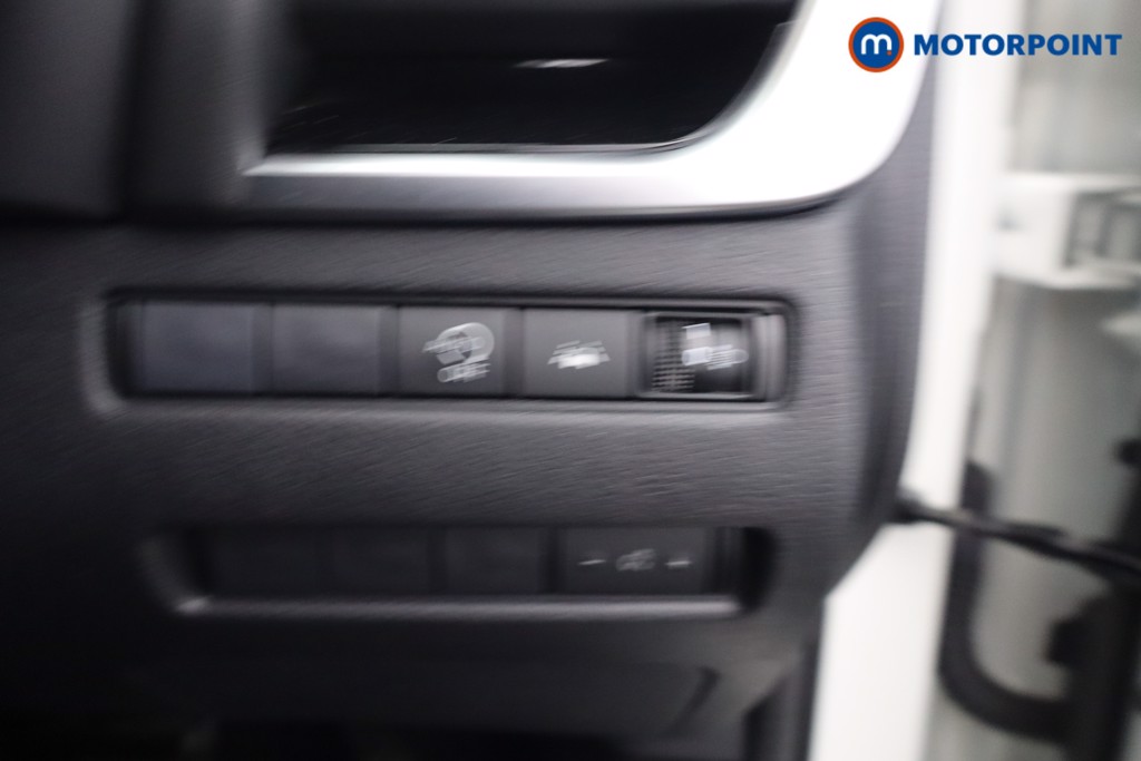 Nissan Qashqai N-Connecta Automatic Petrol SUV - Stock Number (1648766) - 14th supplementary image
