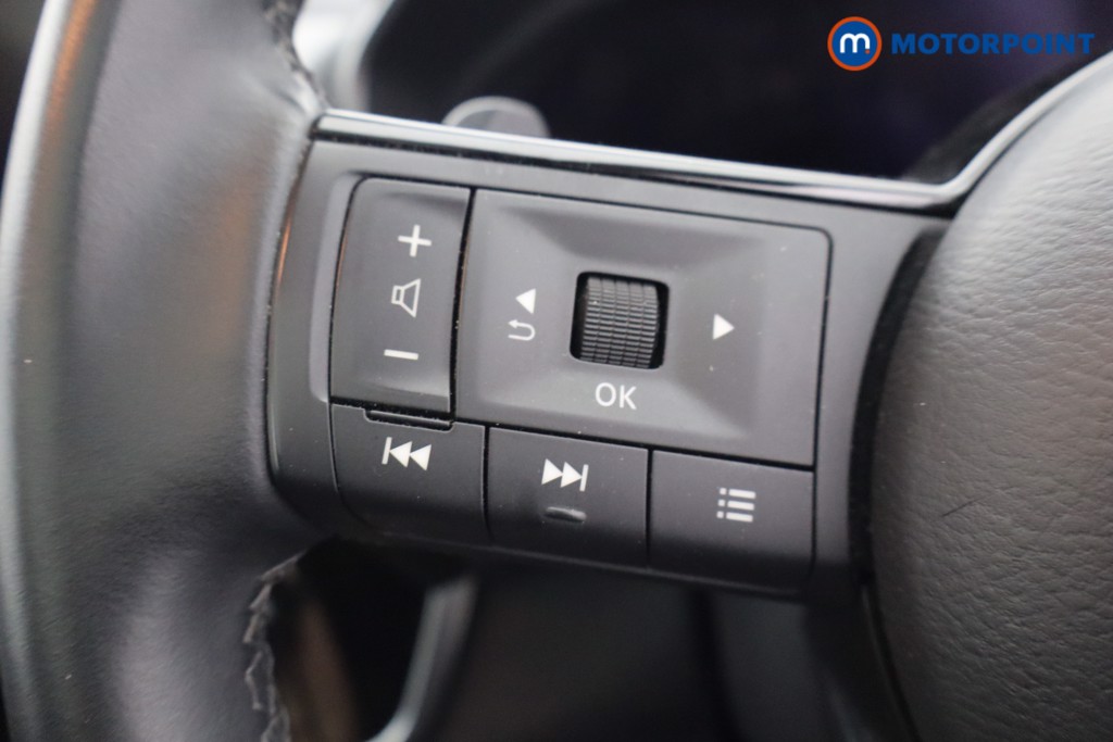 Nissan Qashqai N-Connecta Automatic Petrol SUV - Stock Number (1648766) - 16th supplementary image
