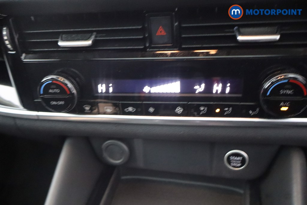 Nissan Qashqai N-Connecta Automatic Petrol SUV - Stock Number (1648766) - 18th supplementary image