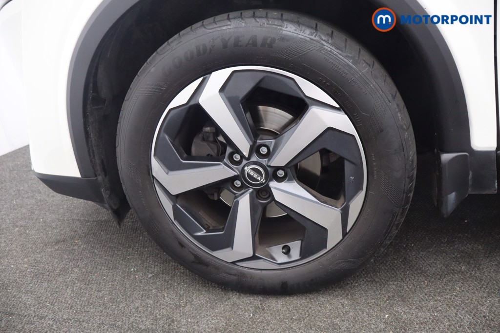 Nissan Qashqai N-Connecta Automatic Petrol SUV - Stock Number (1648766) - 28th supplementary image