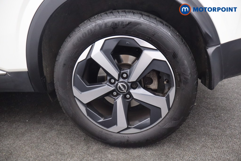 Nissan Qashqai N-Connecta Automatic Petrol SUV - Stock Number (1648766) - 30th supplementary image