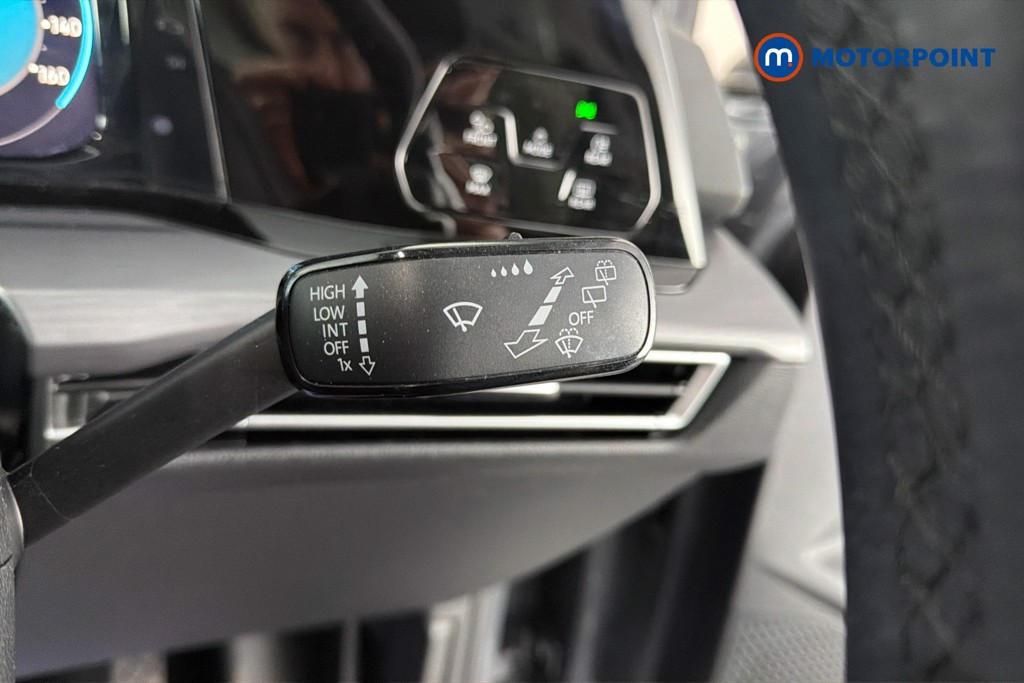 Volkswagen Golf Style Manual Petrol Hatchback - Stock Number (1648943) - 7th supplementary image