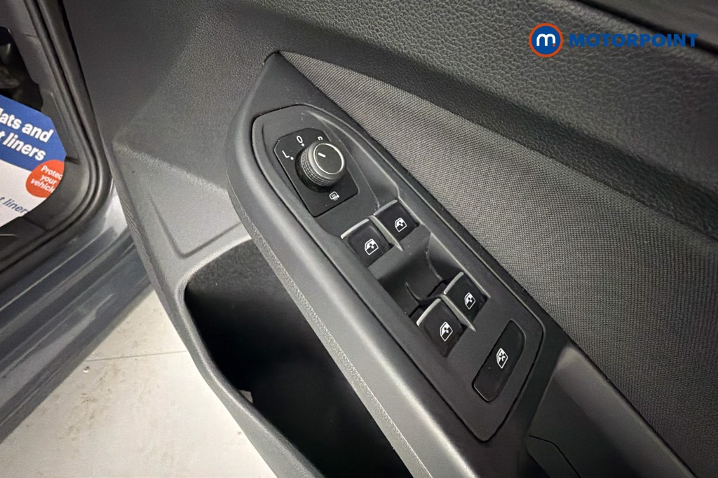Volkswagen Golf Style Manual Petrol Hatchback - Stock Number (1648943) - 20th supplementary image
