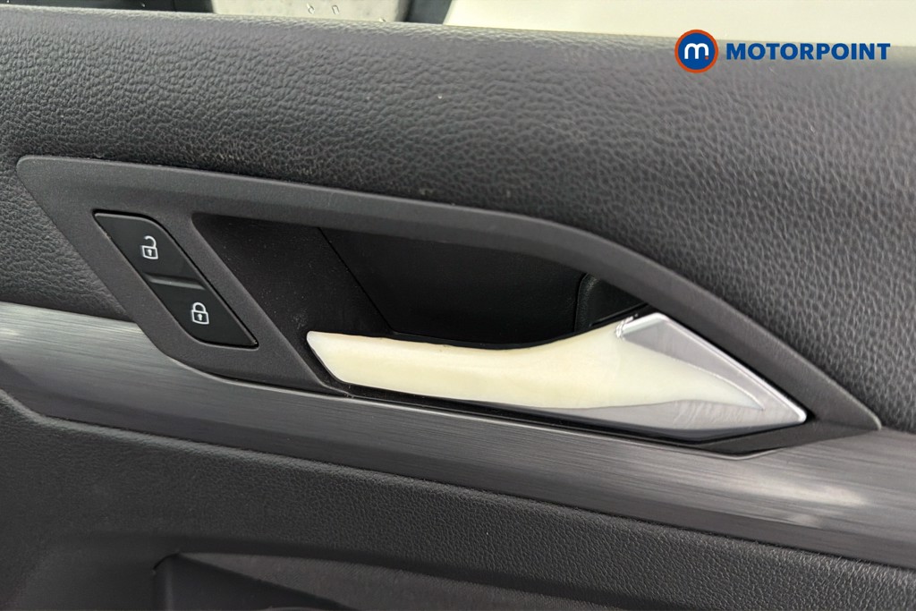 Volkswagen Golf Style Manual Petrol Hatchback - Stock Number (1648943) - 42nd supplementary image