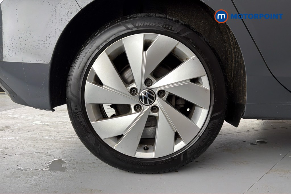 Volkswagen Golf Style Manual Petrol Hatchback - Stock Number (1648943) - 49th supplementary image