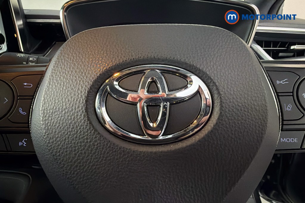 Toyota Corolla Design Automatic Petrol-Electric Hybrid Estate - Stock Number (1649344) - 5th supplementary image