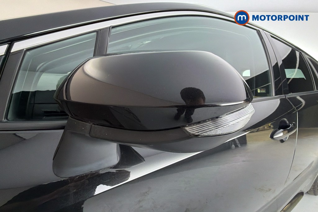 Toyota Corolla Design Automatic Petrol-Electric Hybrid Estate - Stock Number (1649344) - 43rd supplementary image