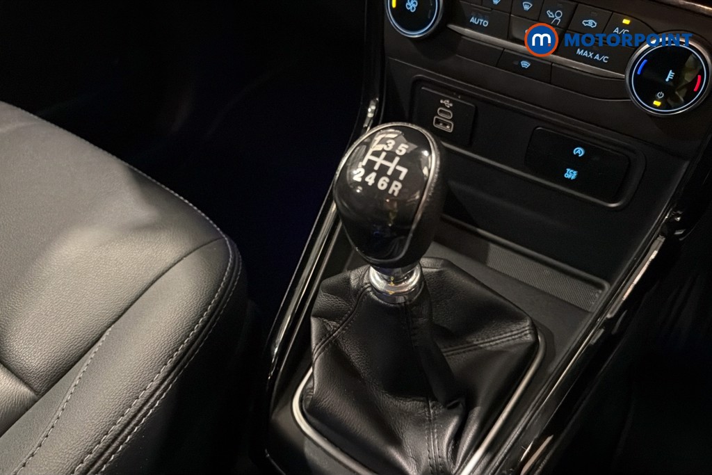 Ford Ecosport Active Manual Petrol SUV - Stock Number (1649568) - 12th supplementary image