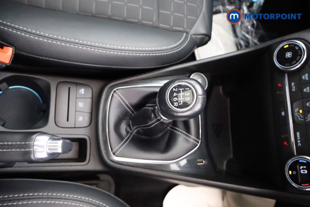 Ford Fiesta Active X Manual Petrol Hatchback - Stock Number (1649573) - 8th supplementary image