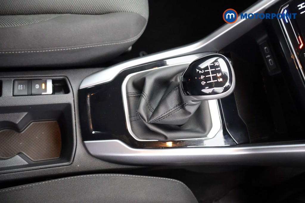 Volkswagen T-Roc Life Manual Petrol SUV - Stock Number (1649962) - 8th supplementary image