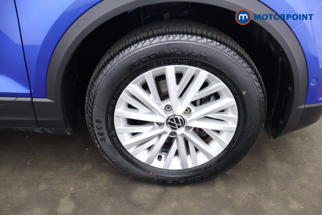Volkswagen T-Roc Life Manual Petrol SUV - Stock Number (1649962) - 21st supplementary image