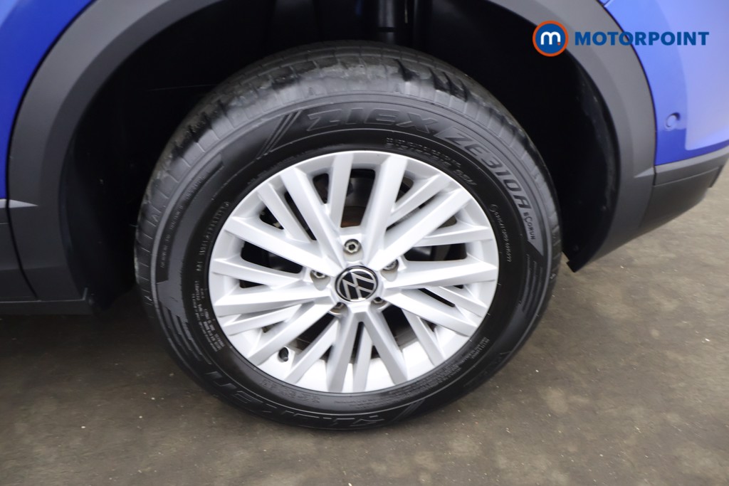 Volkswagen T-Roc Life Manual Petrol SUV - Stock Number (1649962) - 23rd supplementary image