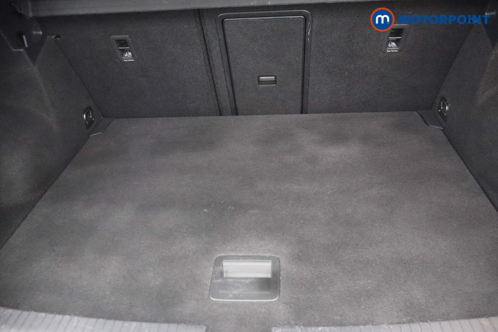 Volkswagen T-Roc Style Manual Petrol SUV - Stock Number (1649963) - 5th supplementary image