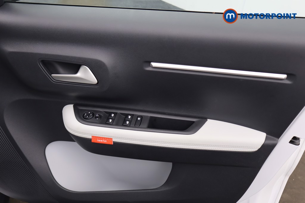 Citroen C3 MAX Automatic Electric Hatchback - Stock Number (1649982) - 11th supplementary image