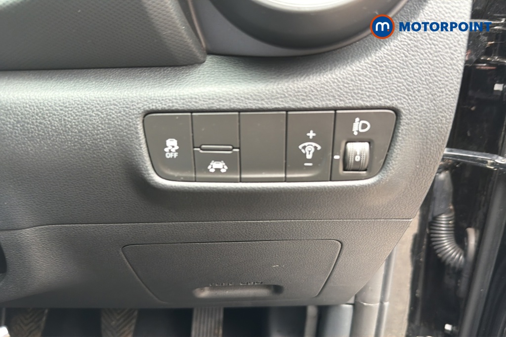 Hyundai Kona Play Edition Manual Petrol SUV - Stock Number (1650082) - 11th supplementary image