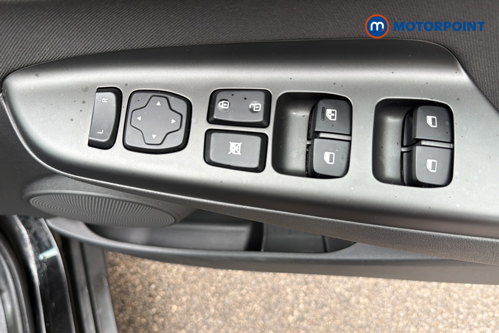 Hyundai Kona Play Edition Manual Petrol SUV - Stock Number (1650082) - 19th supplementary image
