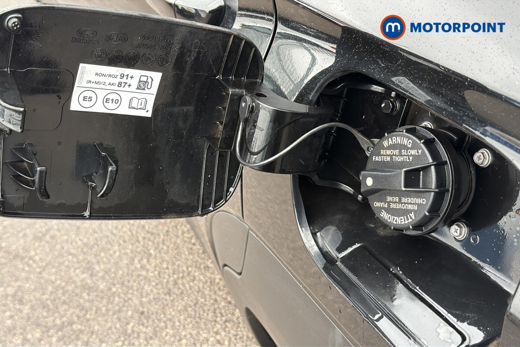 Hyundai Kona Play Edition Manual Petrol SUV - Stock Number (1650082) - 41st supplementary image